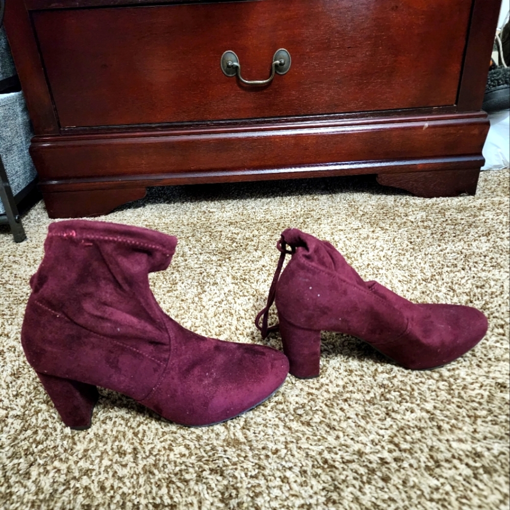 New Direction Booties 6.5